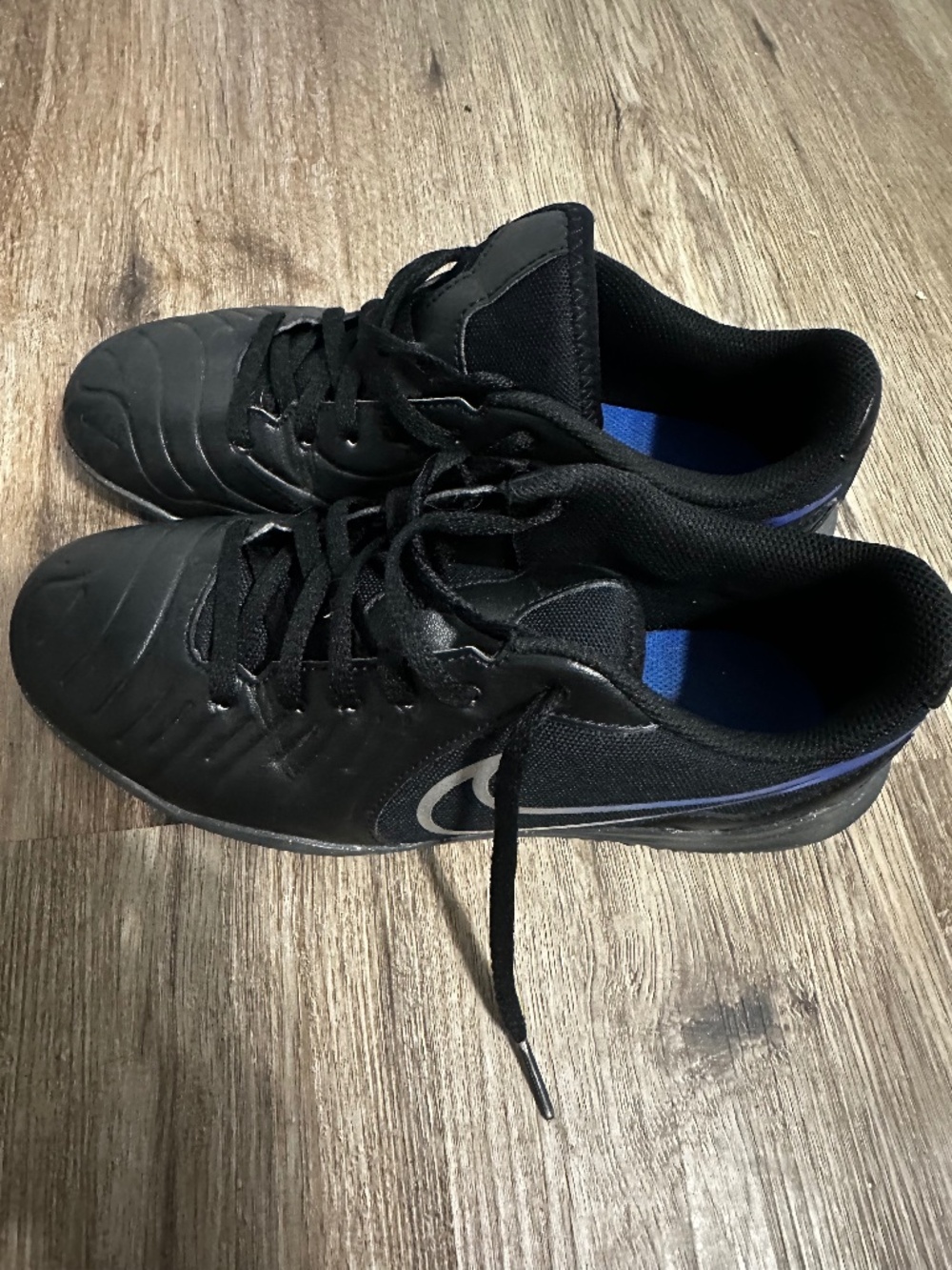 Nike indoor soccer shoes
